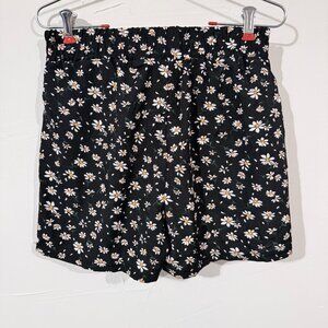 Bomy Collection Women’s Floral Print Shorts Size L, Black Daisy Pattern, Summer